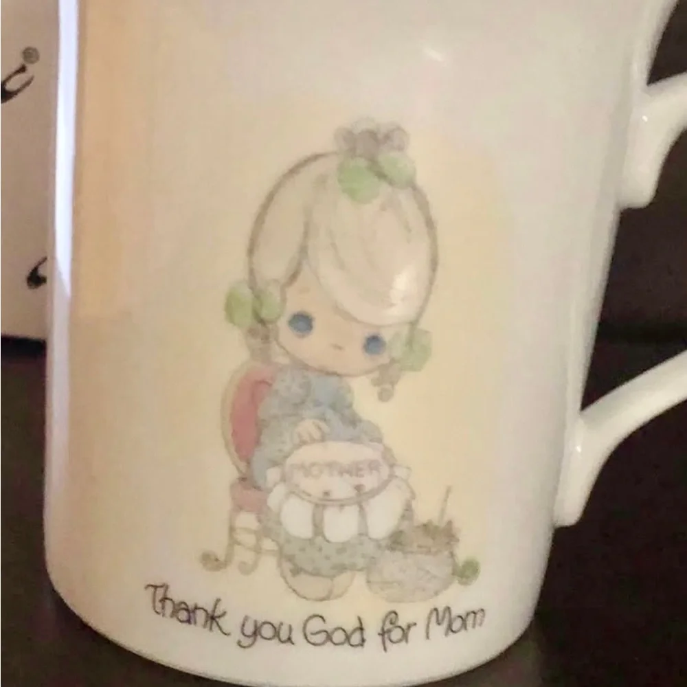 The Enesco Precious Moments Mug/Cup “Thank God for MOM” Porcelain/Ceramic 1984